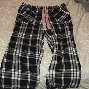 🎁Pink and black pajama pants